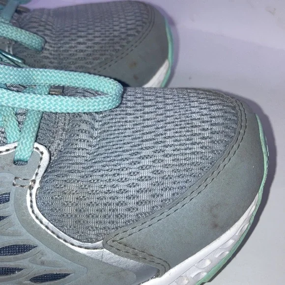 2 for $40 NEW BALANCE Shoes W420v3 Running Shoes Women’s Size 9 - Picture 12 of 14